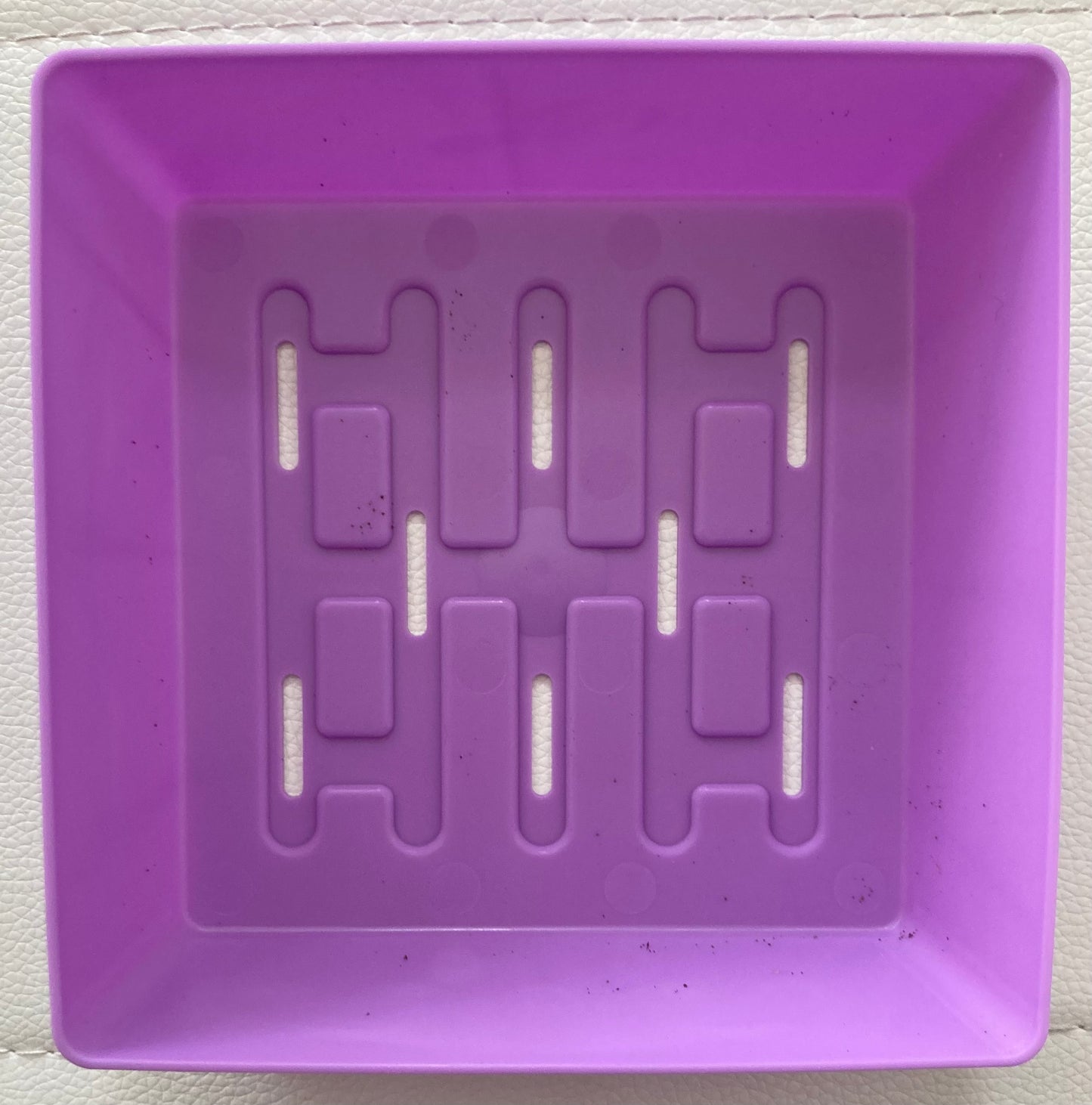 Microgreens tray